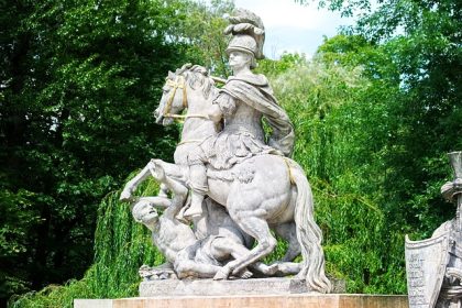 sculpture-4783346_640 sculpture-4783346_640